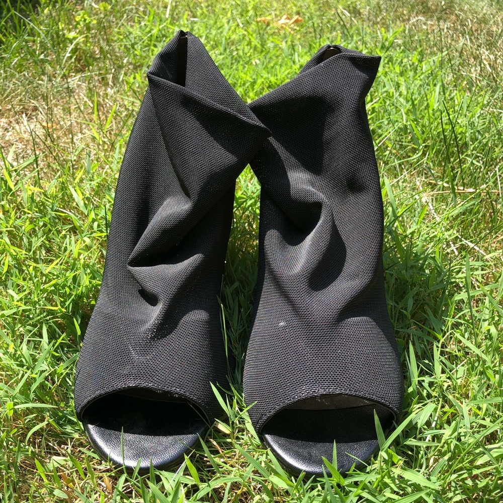 Mesh peep toe heels